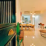 Beacon Executive Suite At Georgetown For 10Pax And 2 Bed Room