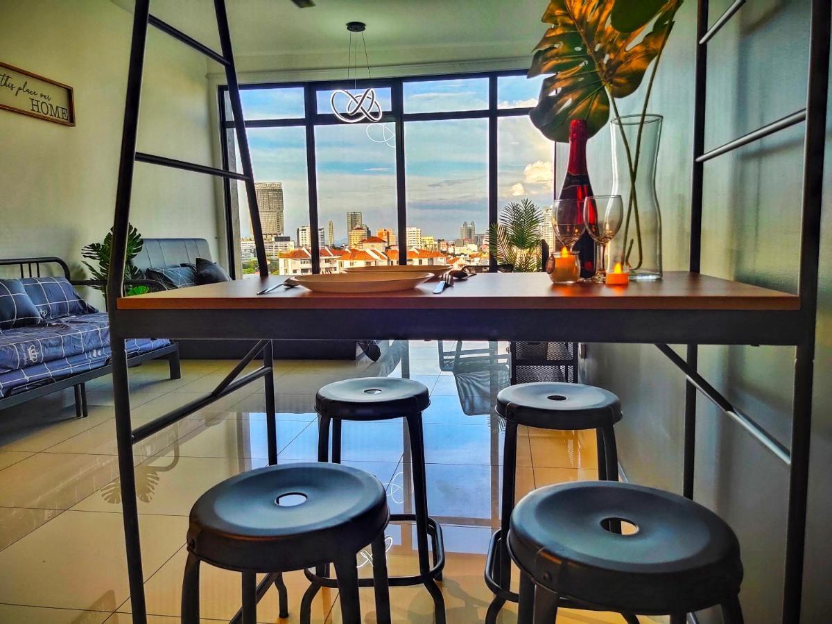 Beacon Executive At For 10pax And 2 Bed Pangsapuri Georgetown